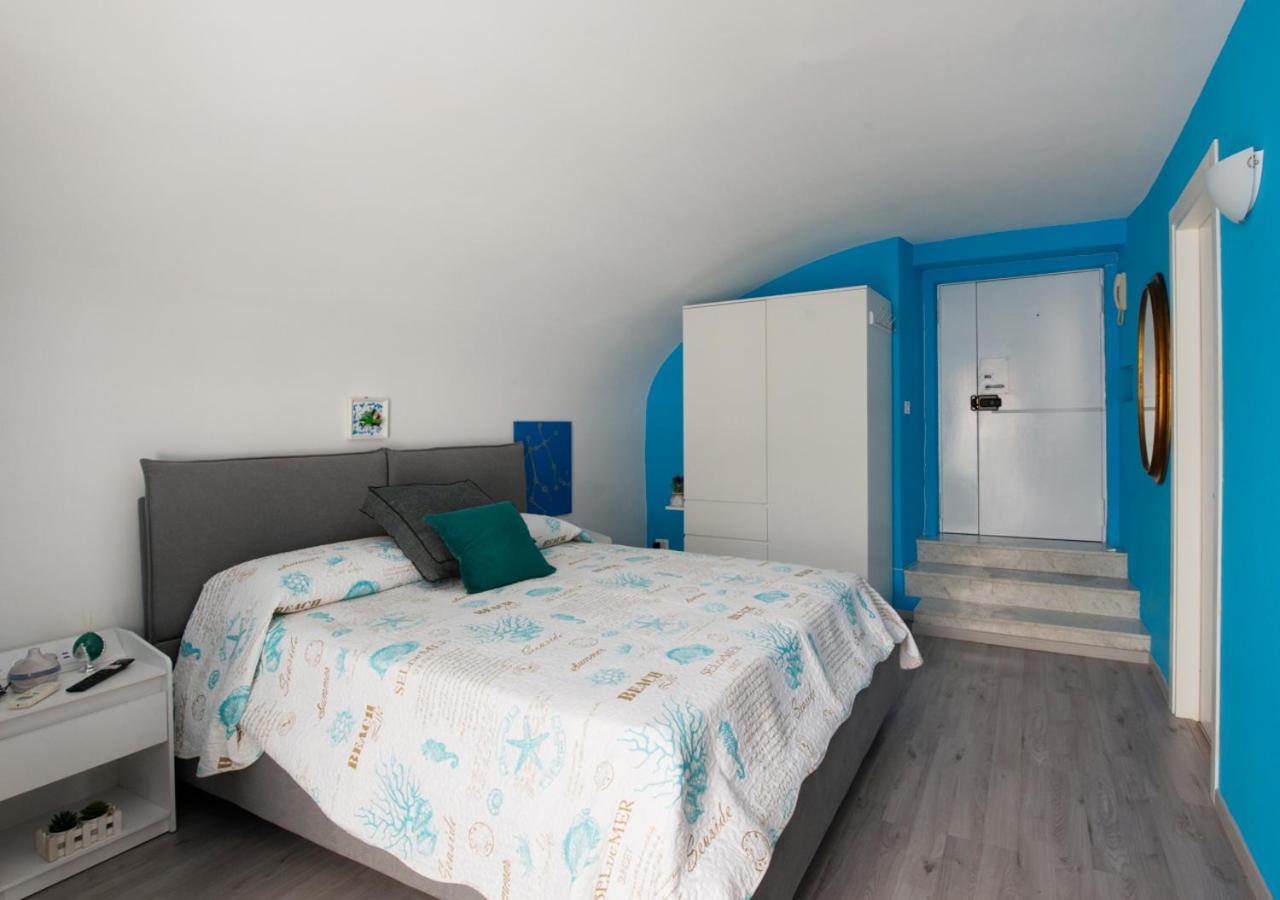 Blue Twins Holiday House Napoli Bagian luar foto